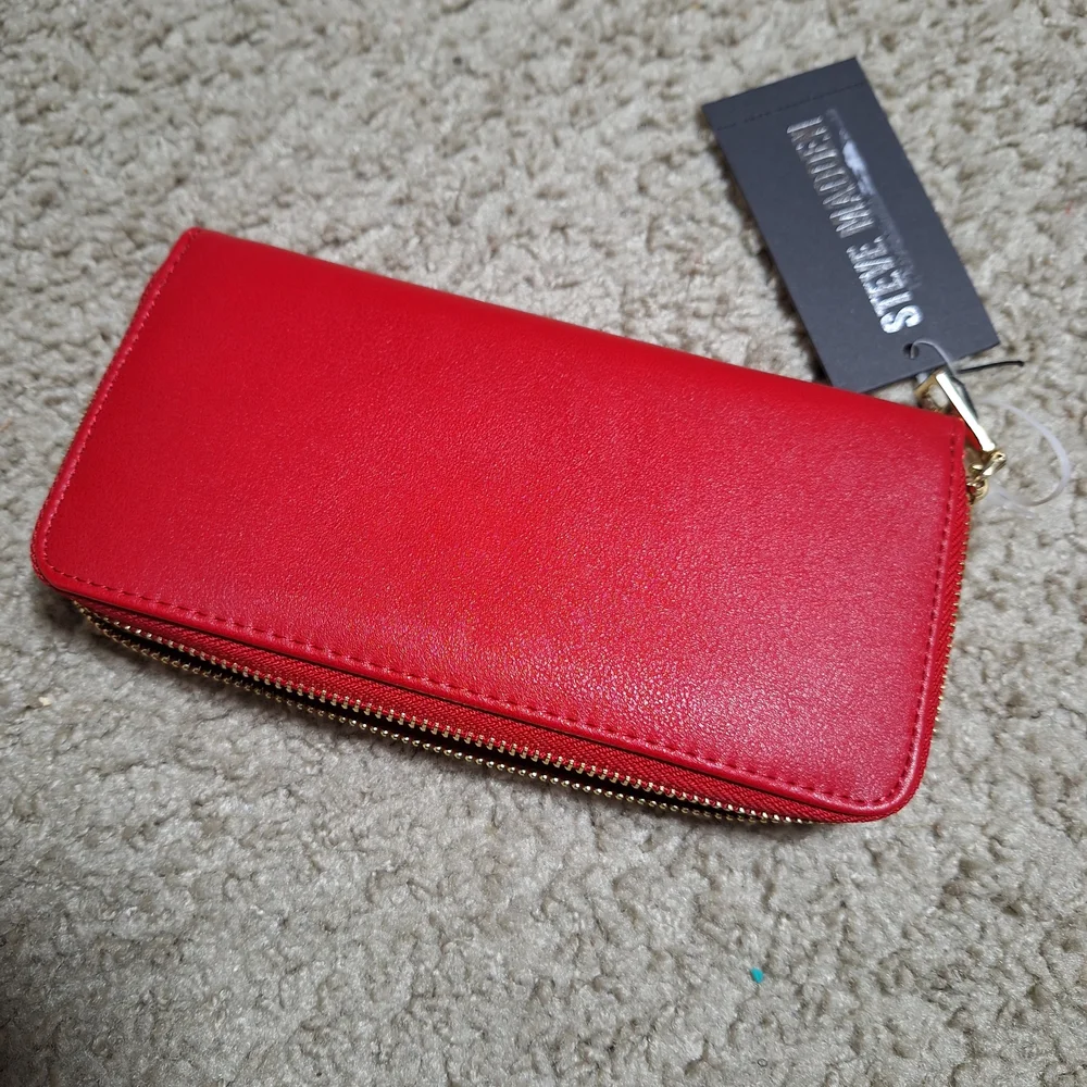 Steve Madden Red Wallet - Picture 3 of 6